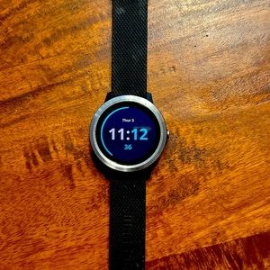 Garmin Vivoactive 3 Men’s Watch